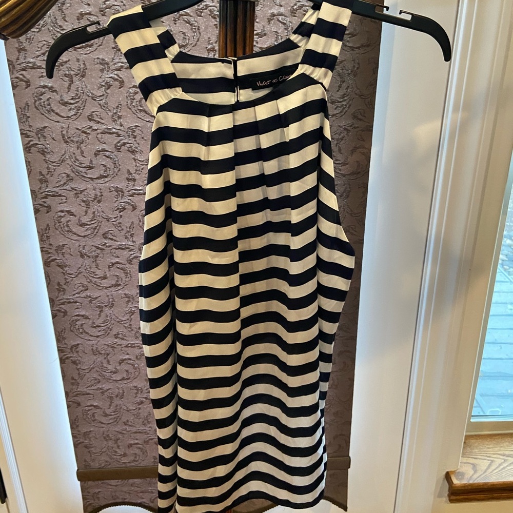 Striped Violet & Claire Tank Top Blouse Sz L